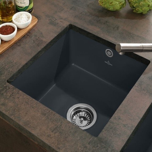 Iš apačios montuojama virtuvės plautuvė Villeroy & Boch Subway 50 SU, PureBlack Iš apačios montuojama virtuvės plautuvė Villeroy & Boch Subway 50 SU, PureBlack